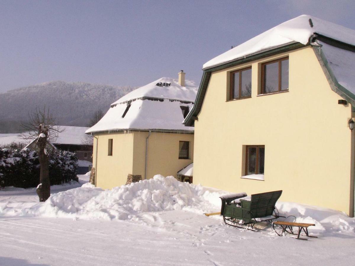 Agroturystyka Leszczynowy Dworek Ponikwa  Exteriér fotografie